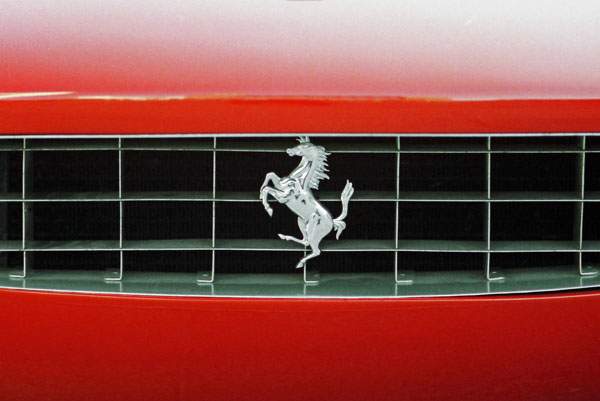 フェラーリ　Ferrari　フロントフード　エンブレム　旧車 Ferrari フェラーリフロントエンブレム (最初期40年代後半タイプ